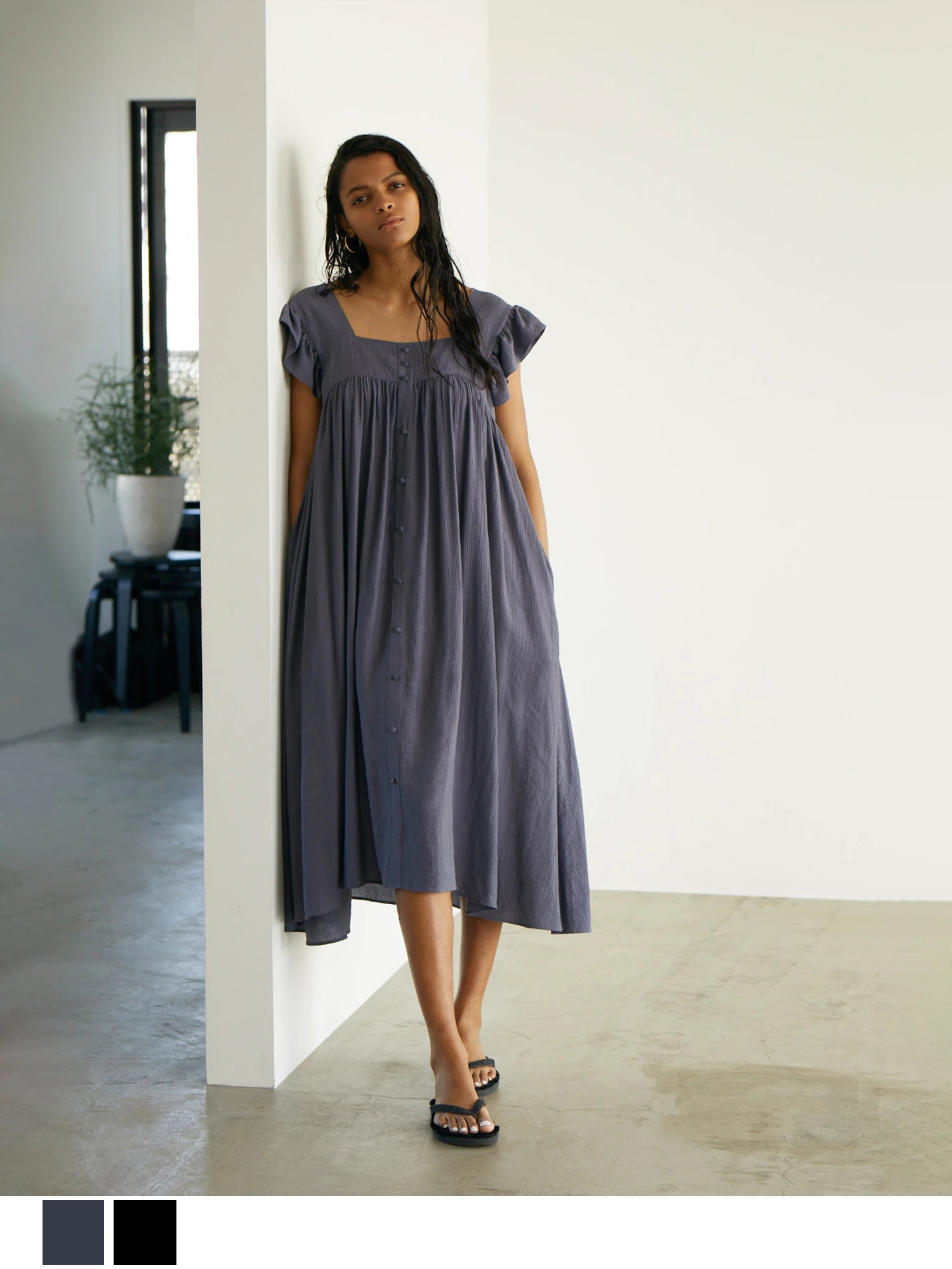 スクエアネックフリルストラップワンピース Brown Street ブラウンアンドストリート のワンピース ドレス通販 Brown Street Online