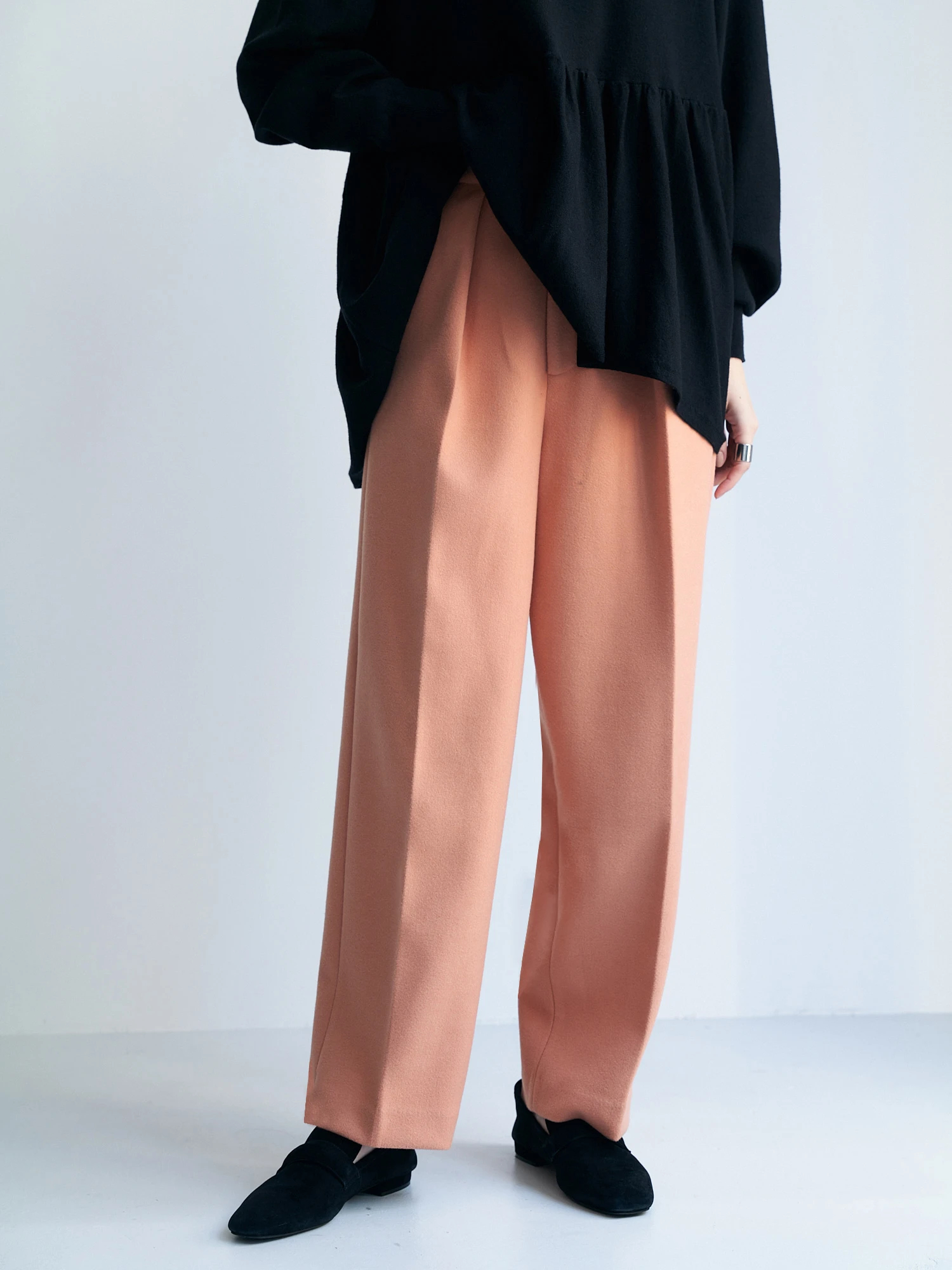 微起毛ゆったりテーパードパンツ / Brown&Street（ブラウンアンド  