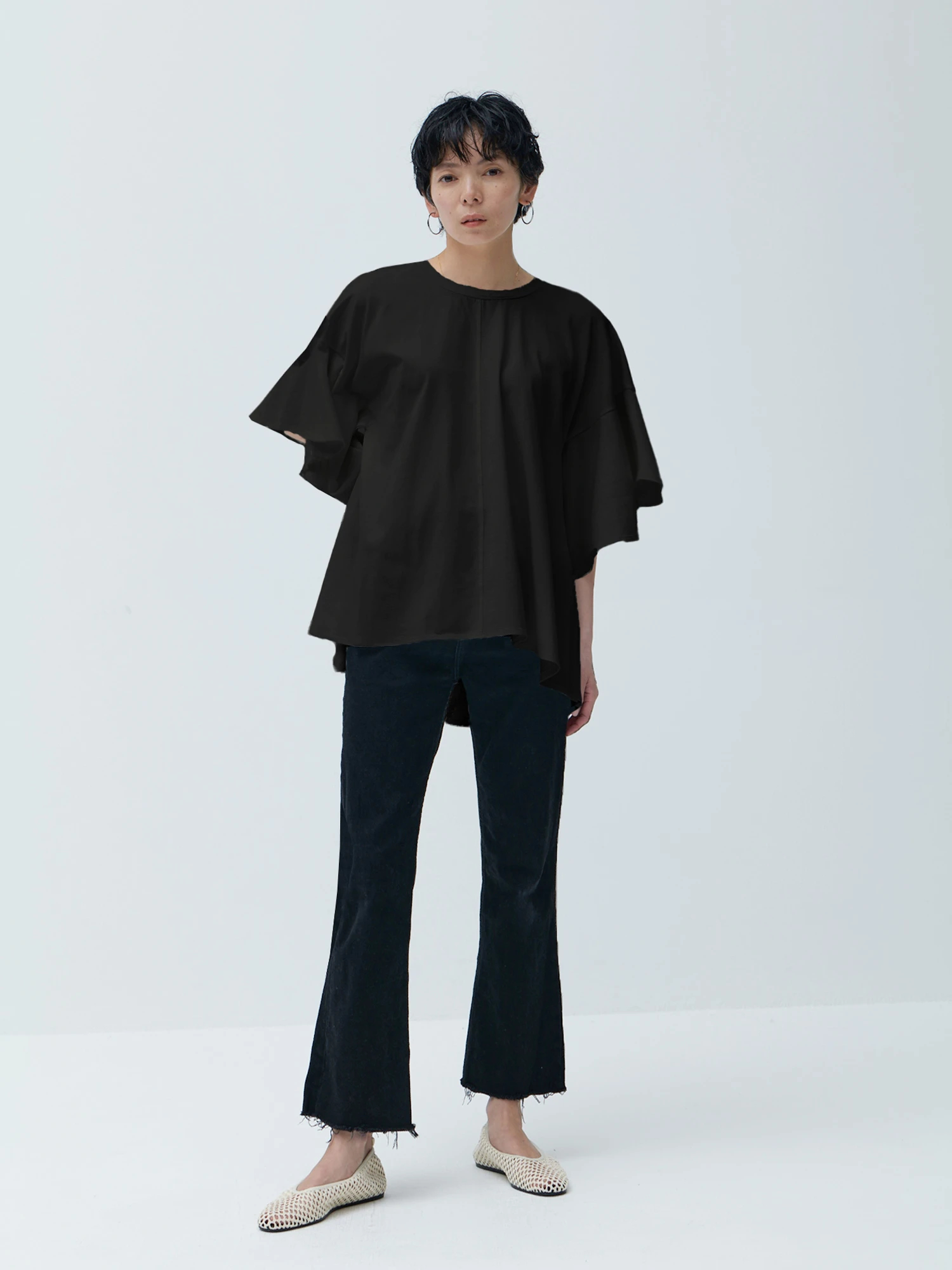 Brown&Street フロートスリーブTシャツ カットソー レディース ホワイト 白 フレア 半袖 トップス 丸首 おしゃれ 新品 フロートスリーブTシャツ / Brown&Street（ブラウンアンド