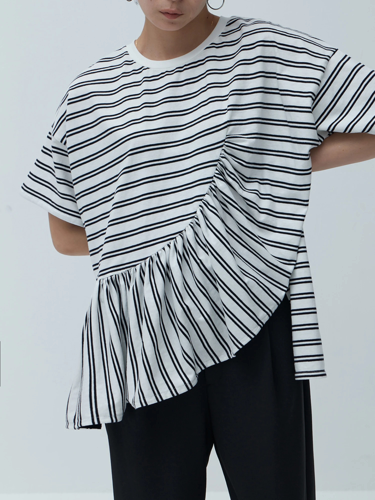 アシンメトリーペプラムボーダーT / Brown&Street（ブラウンアンド