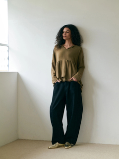 Brown&Street(ブラウンアンドストリート) |【抜け感シルエット】 キーネックペプラムトップス