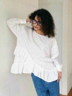 Brown&Street(ブラウンアンドストリート) |【腰まわりカバー】ヘムフリルシャツトップス