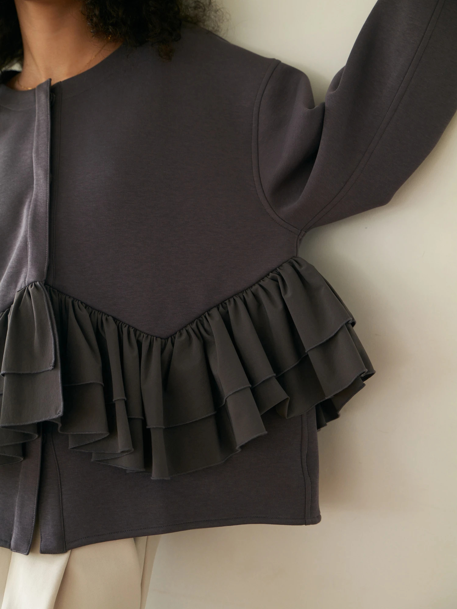 着映え・腰回りカバー】フリルポンチジャケット / Brown&Street