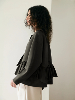 Brown&Street(ブラウンアンドストリート) |【着映え・腰回りカバー】フリルポンチジャケット