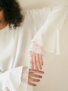 Brown&Street(ブラウンアンドストリート) |【レイヤードに映える】レースフレアカフロンT