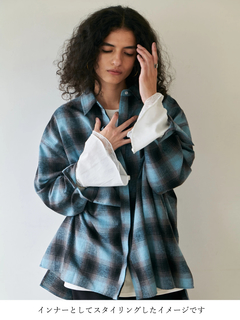 Brown&Street(ブラウンアンドストリート) |【レイヤードに映える】レースフレアカフロンT