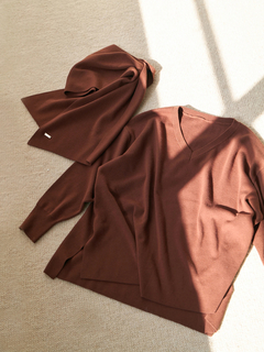 Brown&Street(ブラウンアンドストリート) |【暖かい/気持ち良い】モイストタッチストール付きニット